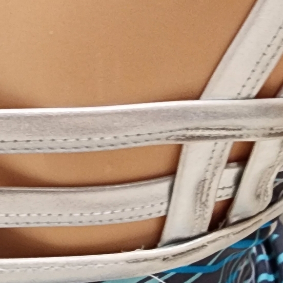 Like New!! Blue Gray Silver Tankini Top - Picture 4 of 14